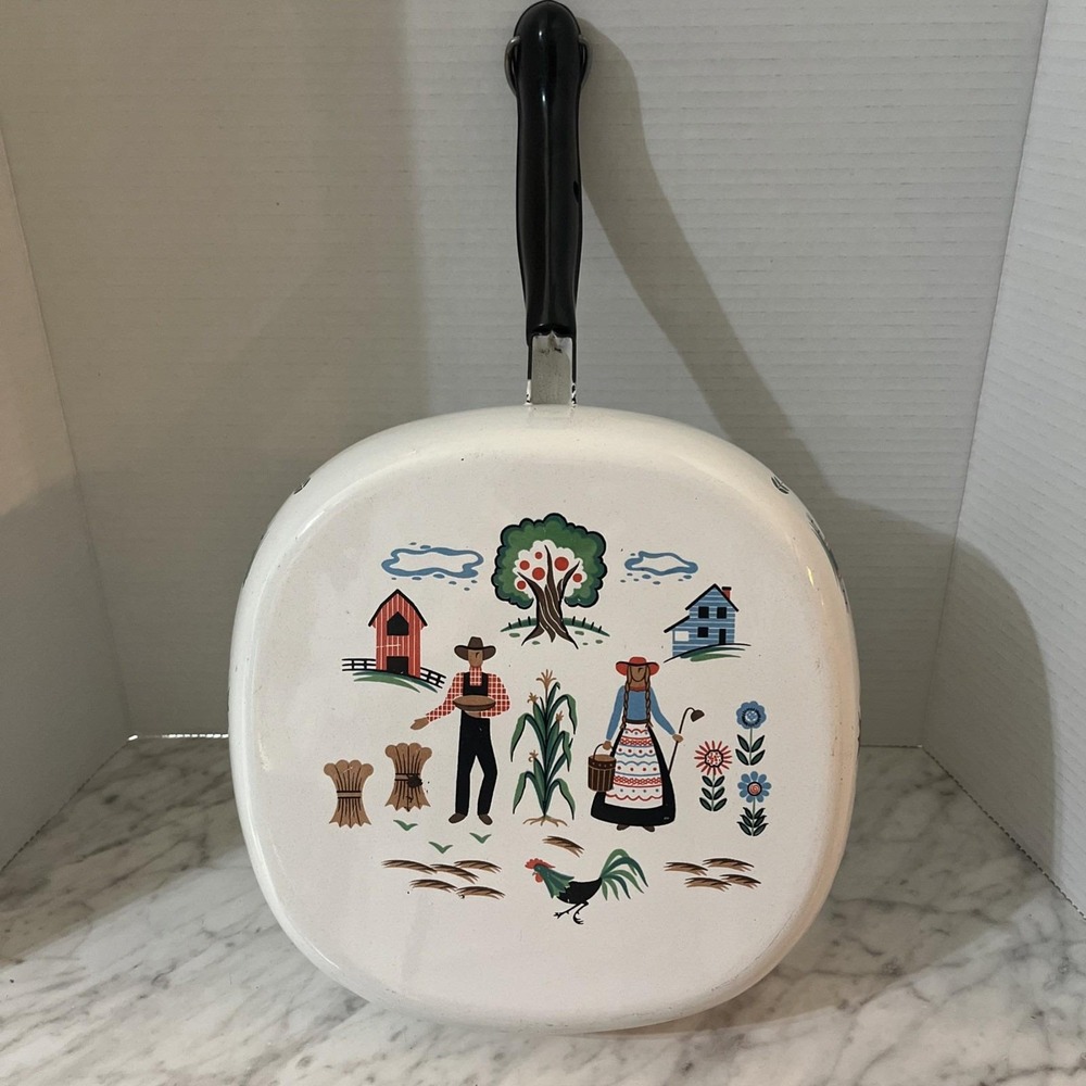 Rare VTG  Berggren enamelware 8" Fry Pan Skillet‎ MCM Farmer Rooster Barn No Lid